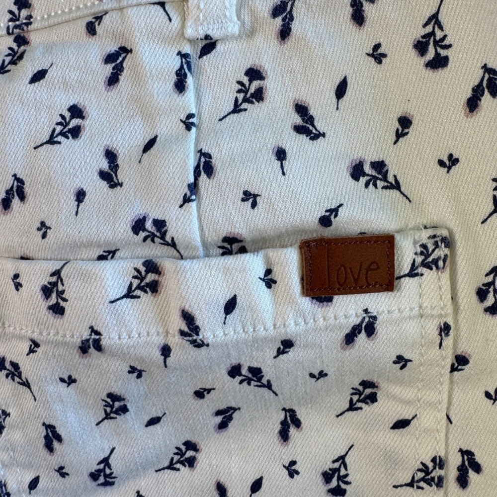 Peace Love World Floral Wide Leg Crop Pants Cotton Stretch Cream Navy Size 8 NEW - Picture 11 of 11